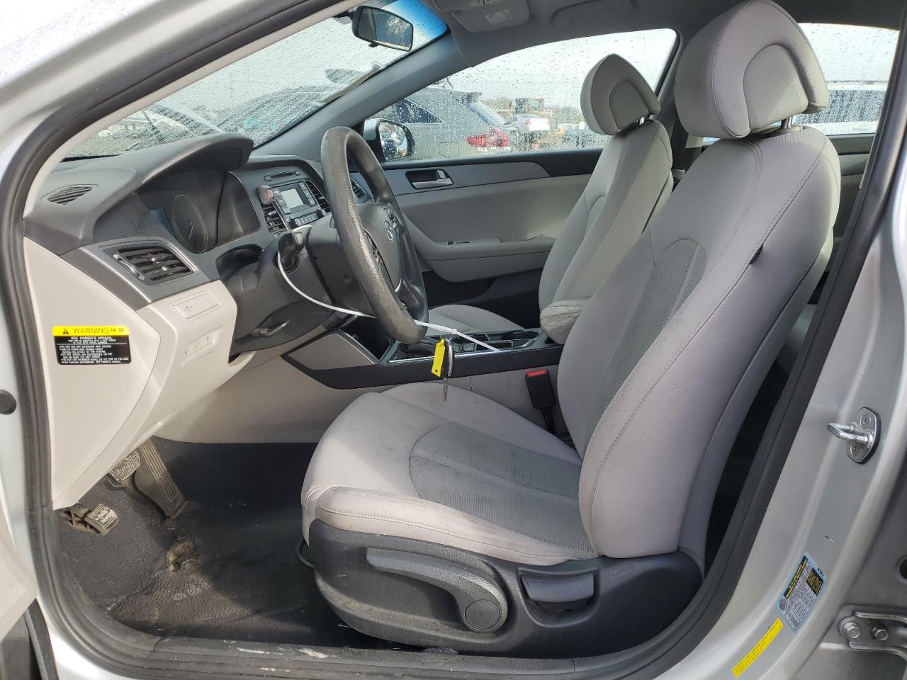 2017 Hyundai Sonata - Image 7