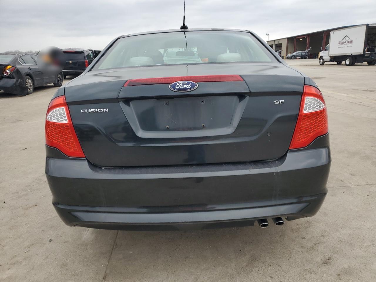 2010 Ford Fusion - Image 6