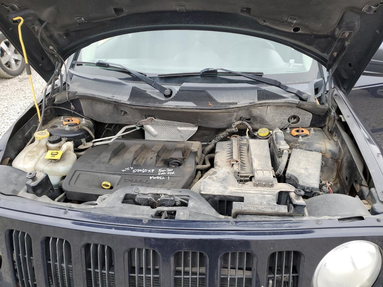 2010 Jeep Liberty (Patriot) - Image 12