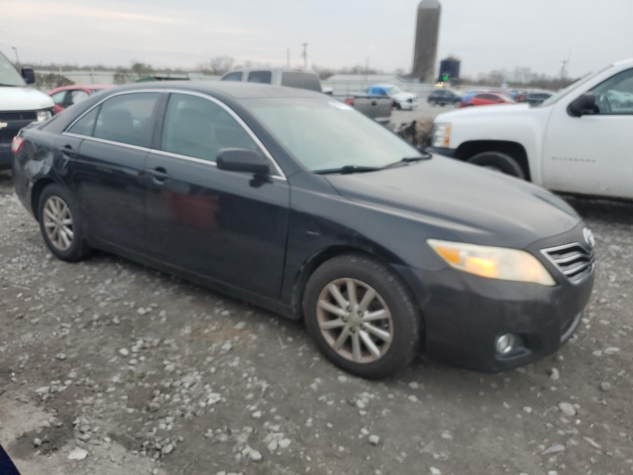 2011 Toyota Camry - Image 4