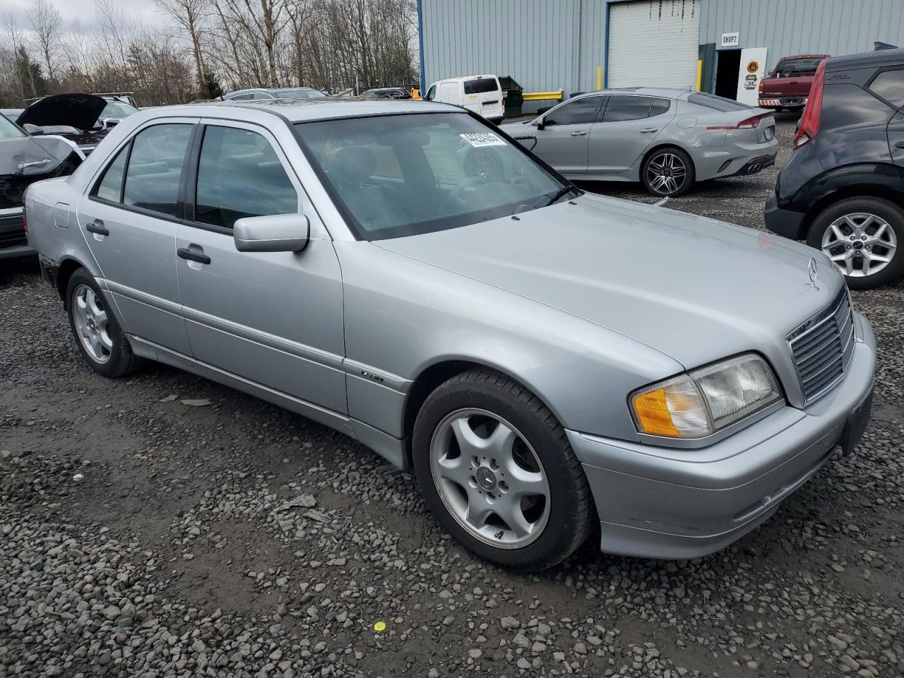 2000 Mercedes-Benz C-klasse - Image 4