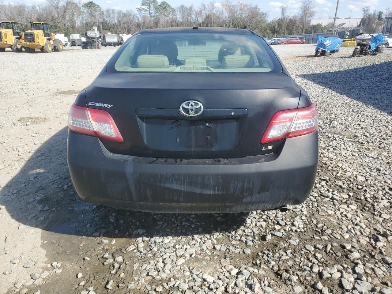 2011 Toyota Camry - Image 6
