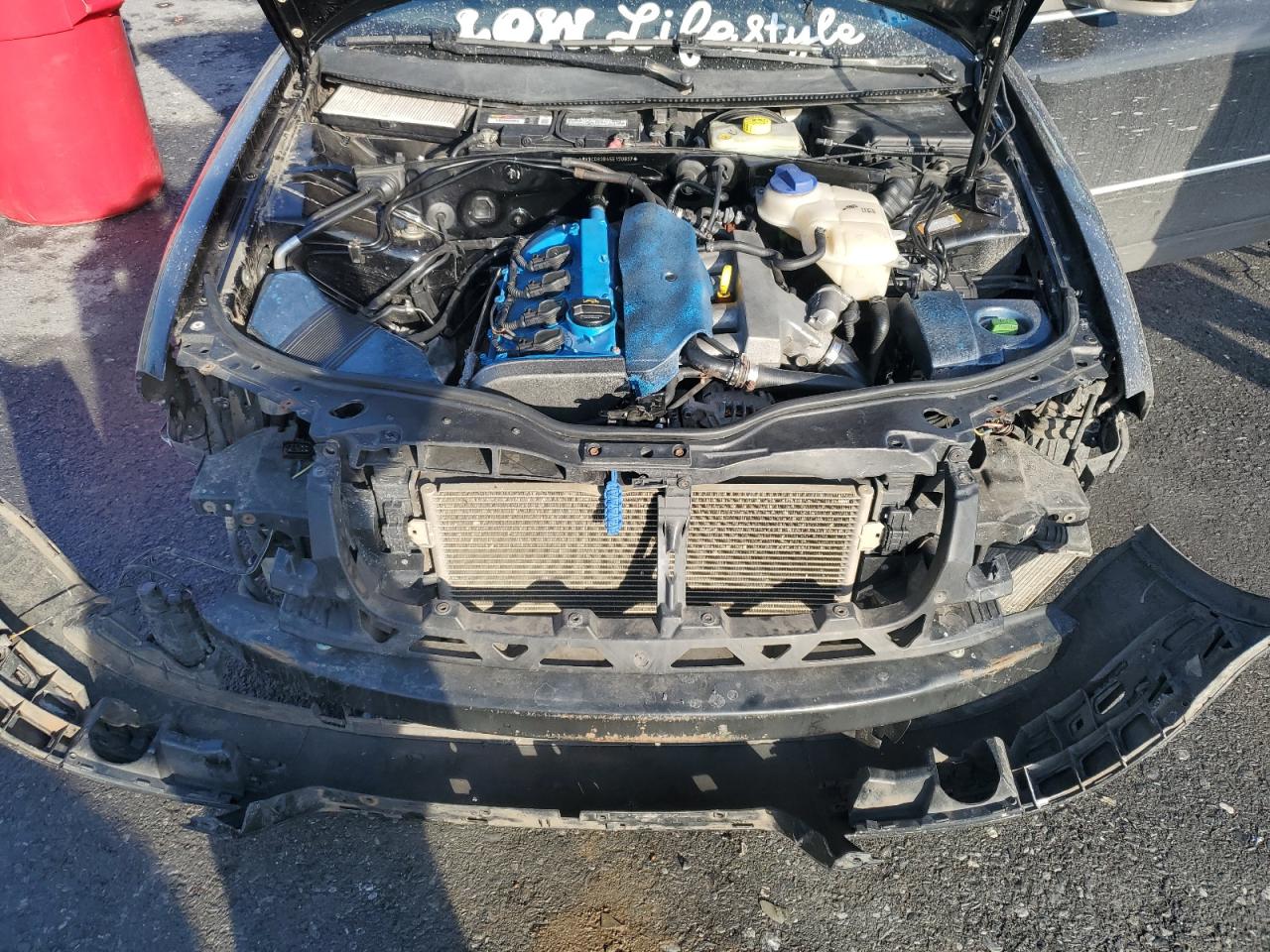 2005 Volkswagen Passat - Image 2