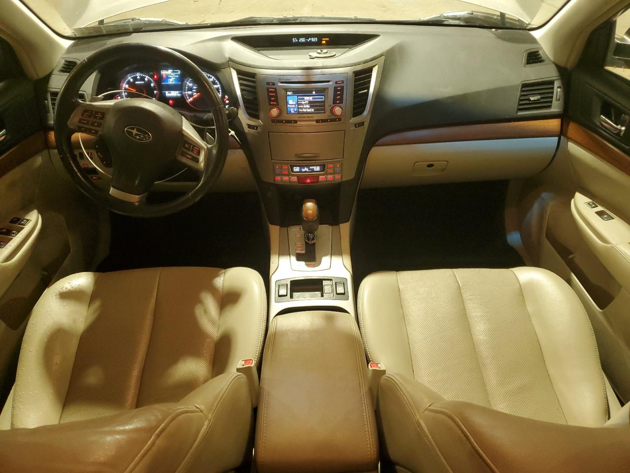 2014 Subaru Outback - Image 8