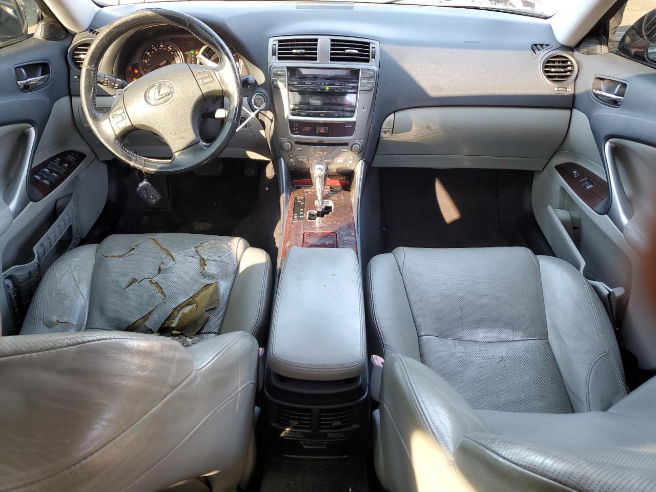 2006 Lexus IS - Image 8