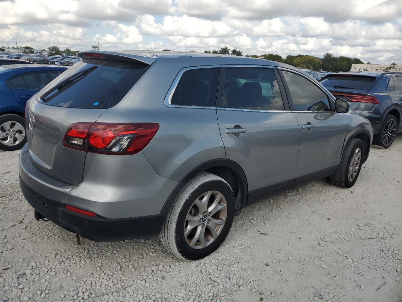 2015 Mazda CX-9 - Image 3
