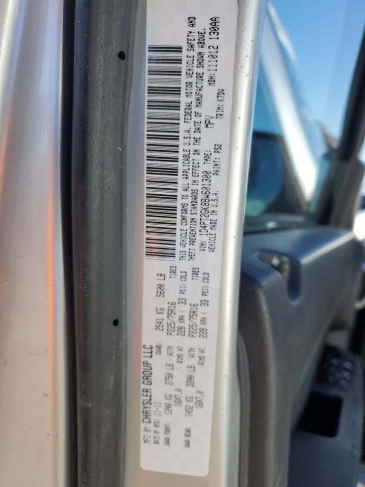 2011 Dodge Nitro - Image 13