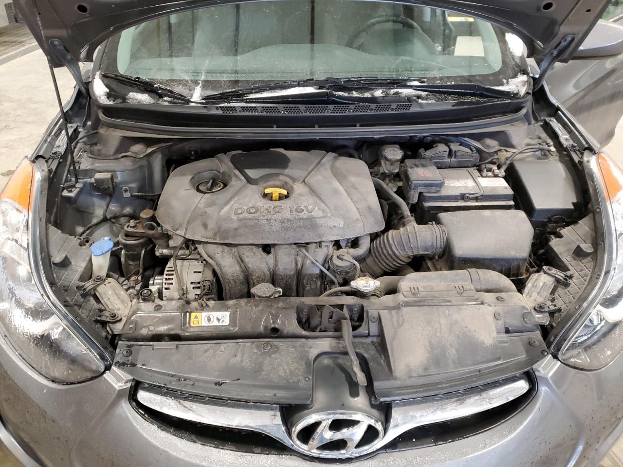 2013 Hyundai Elantra - Image 11