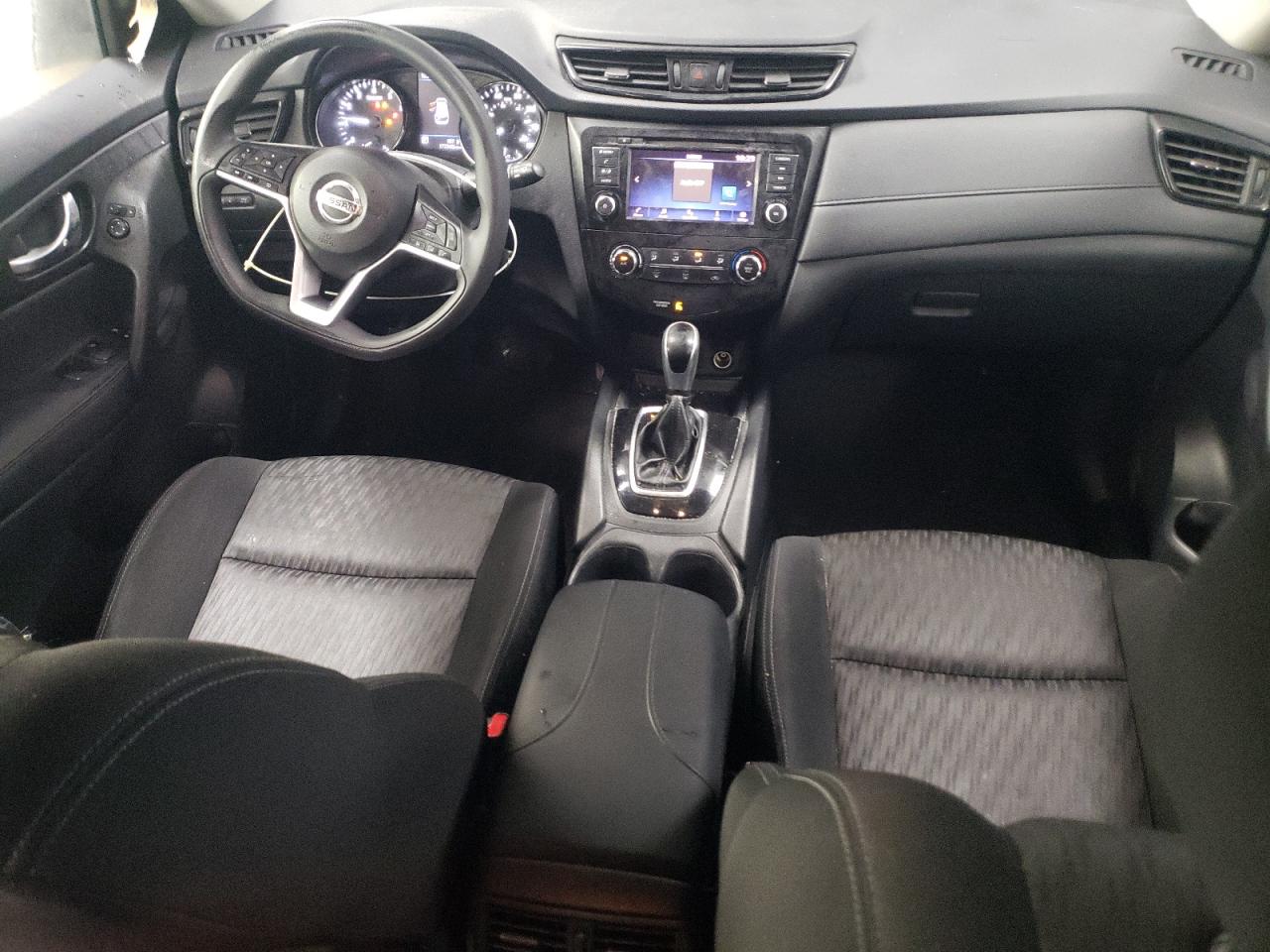 2018 Nissan Rogue - Image 8