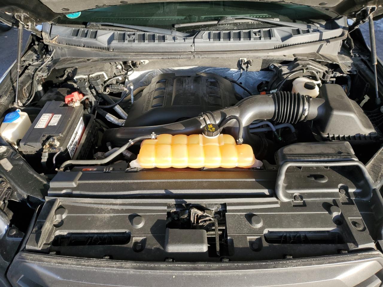 2015 Ford F-150 - Image 11
