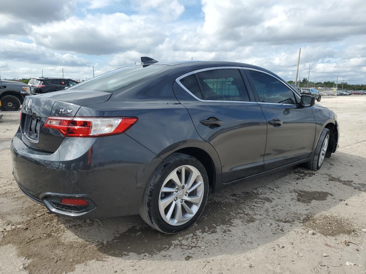 2016 Acura ILX - Image 3