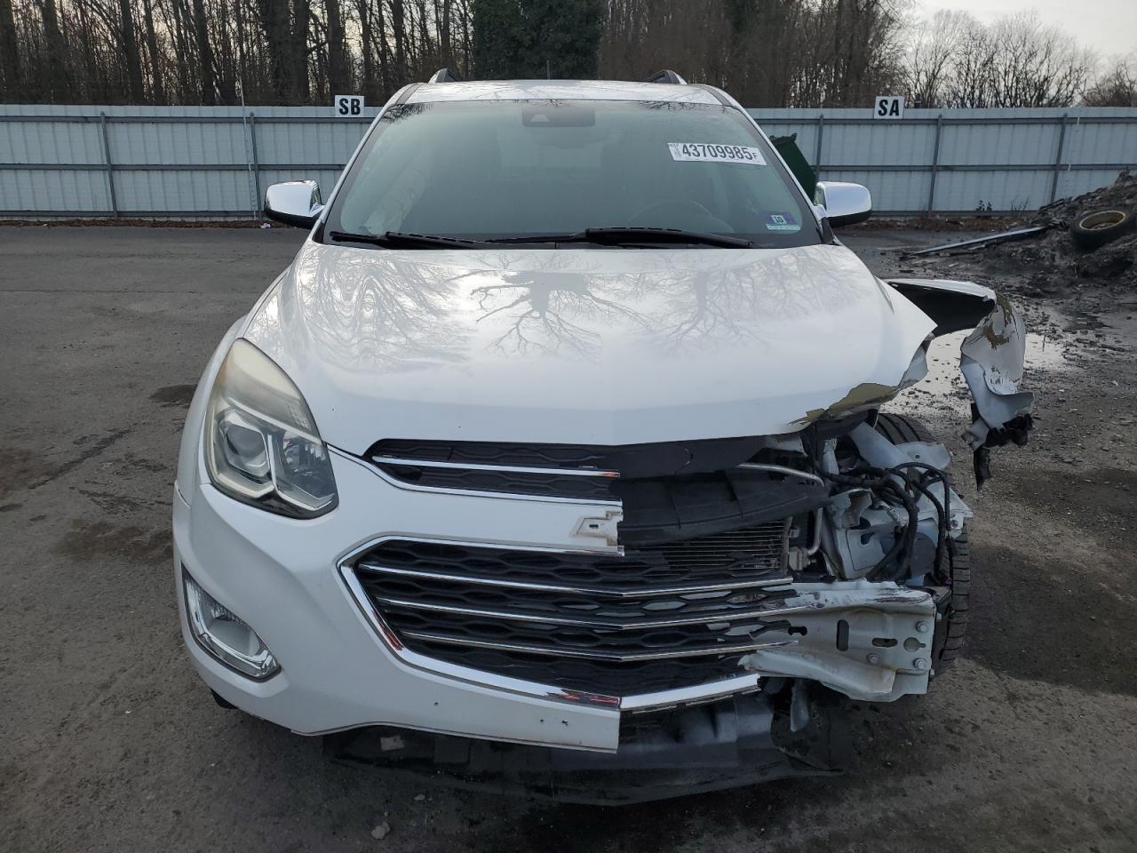 2016 Chevrolet Equinox - Image 5