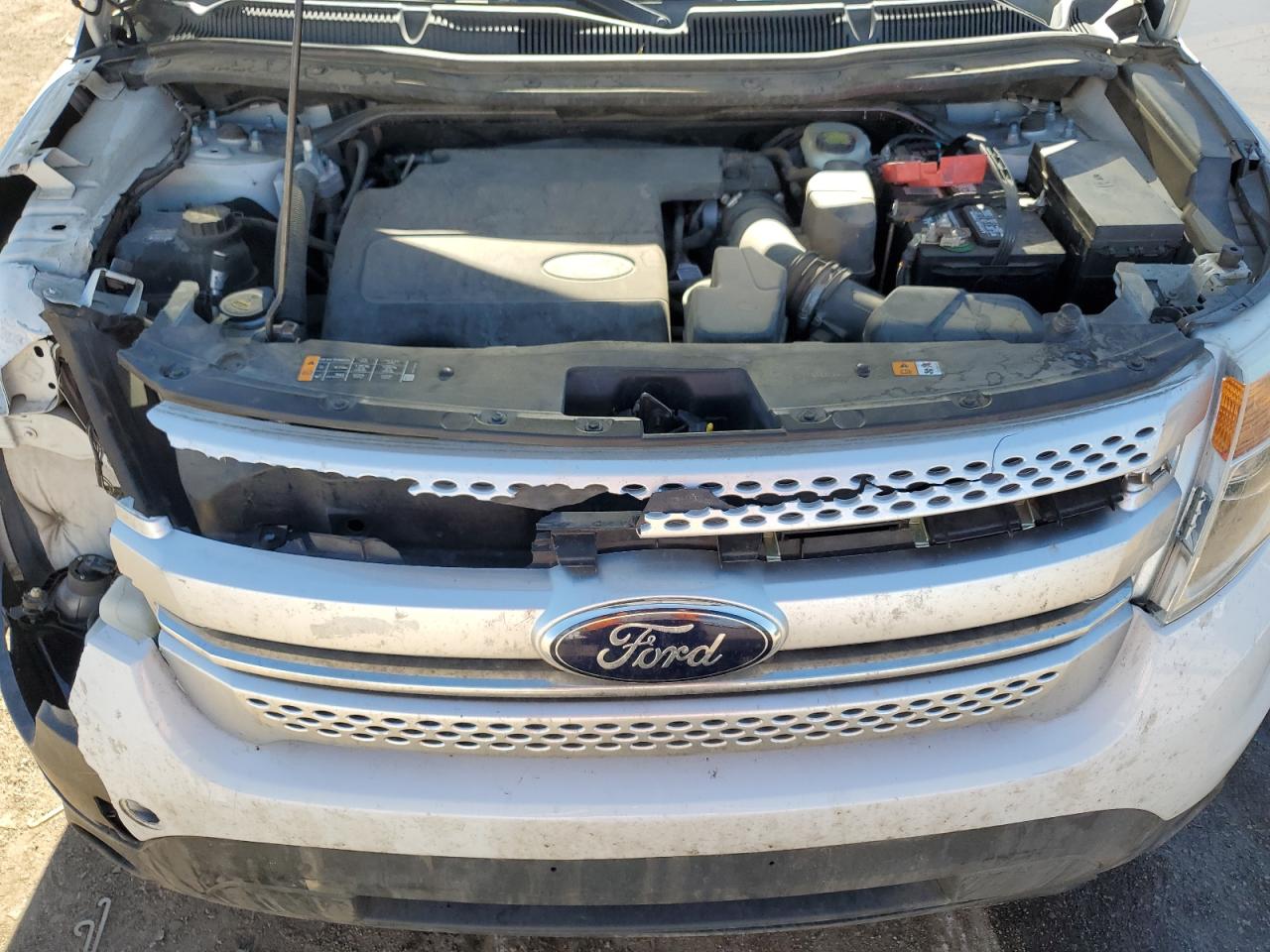 2013 Ford Explorer - Image 12