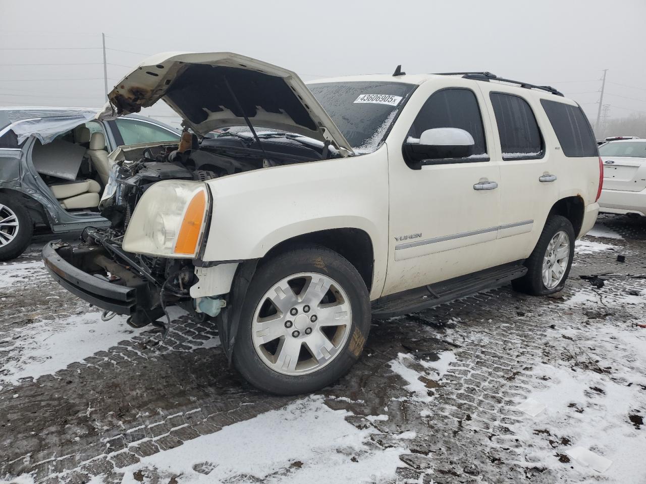 2010 GMC Yukon - Image 1