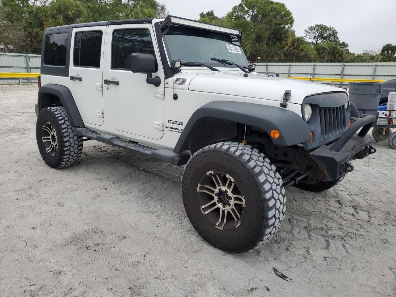 2013 Jeep Wrangler - Image 4
