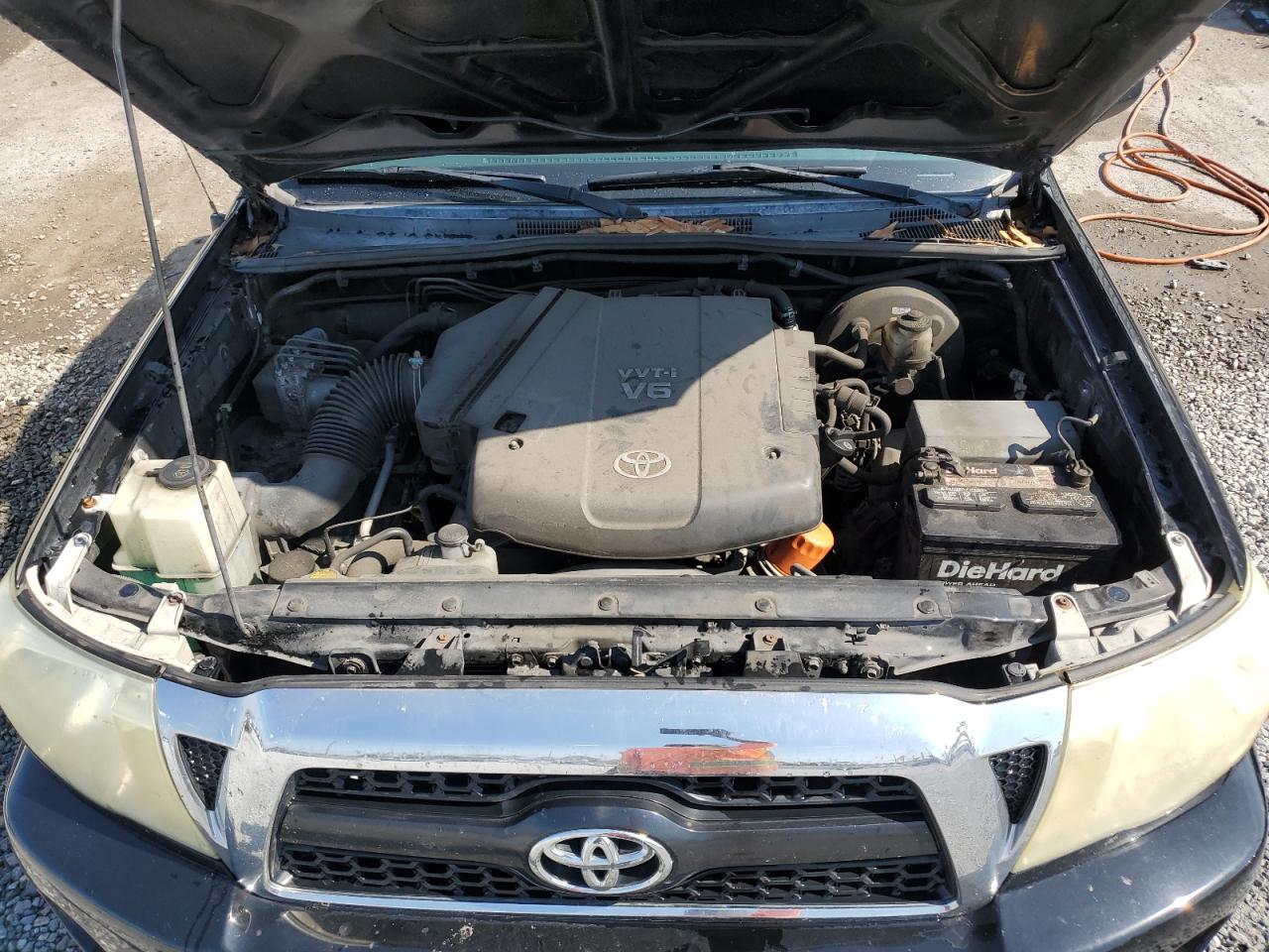 2011 Toyota Tacoma - Image 11