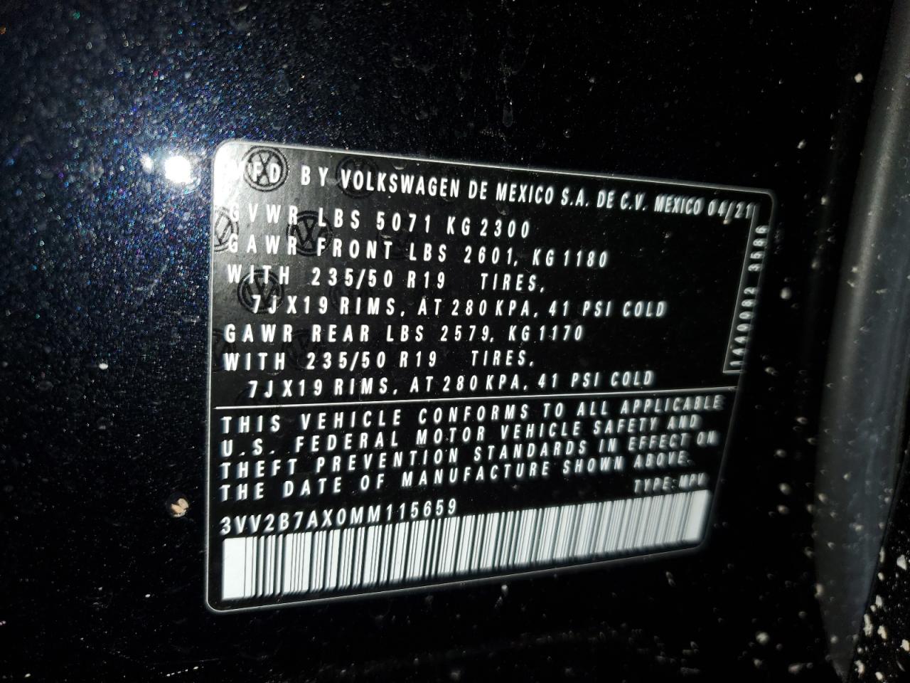 2021 Volkswagen Tiguan - Image 14