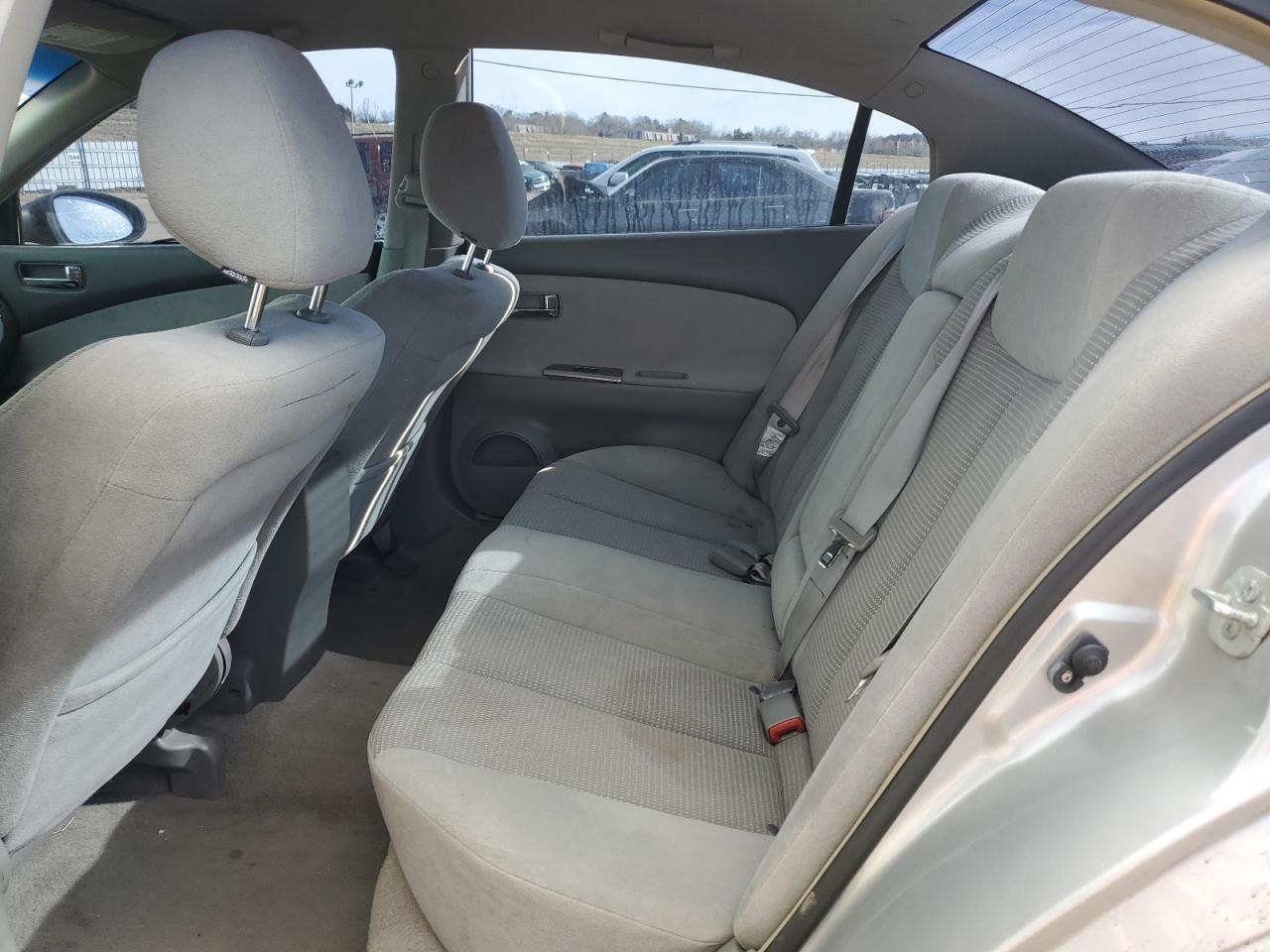 2006 Nissan Altima - Image 10
