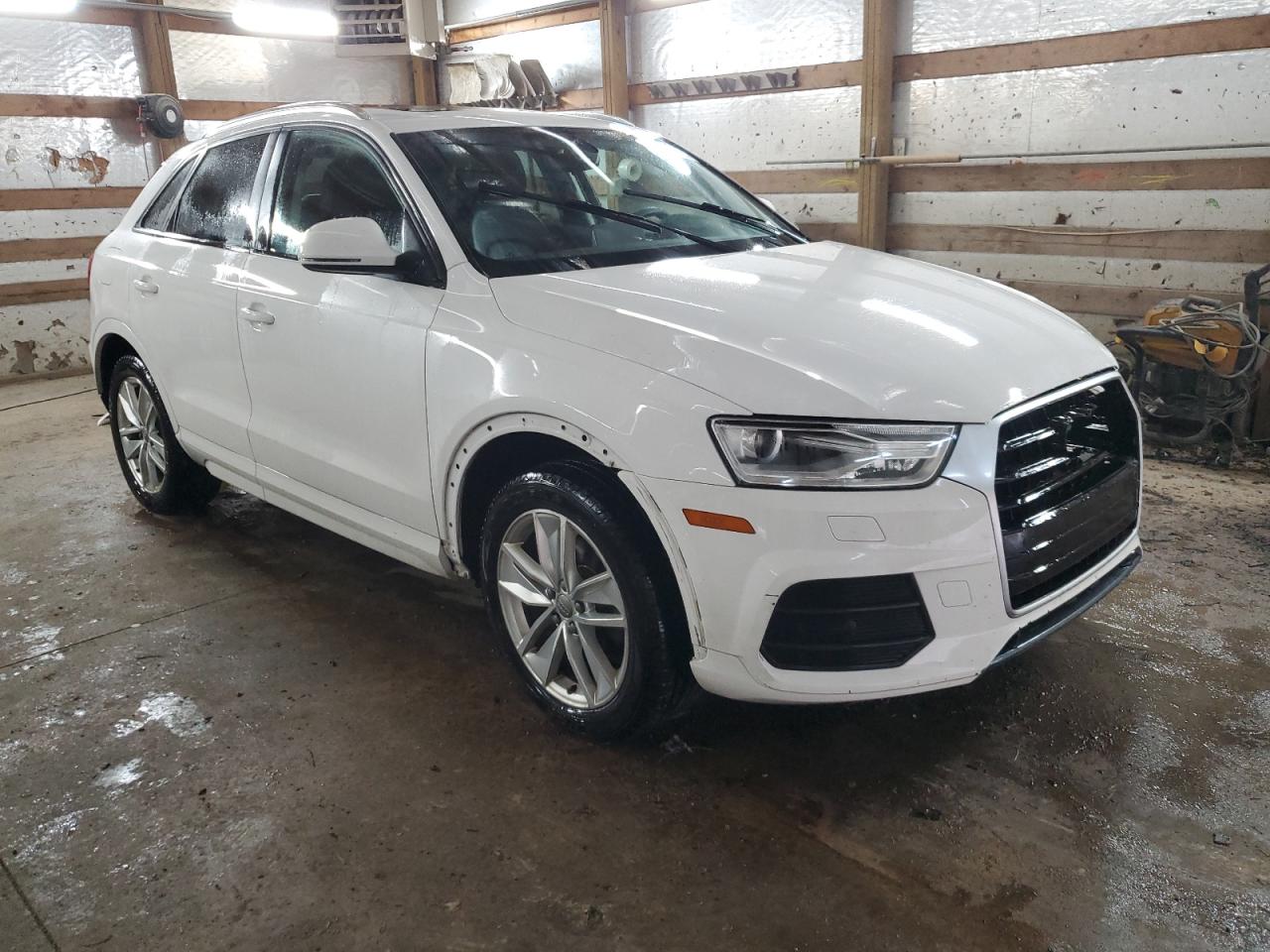 2017 Audi Q3 - Image 4
