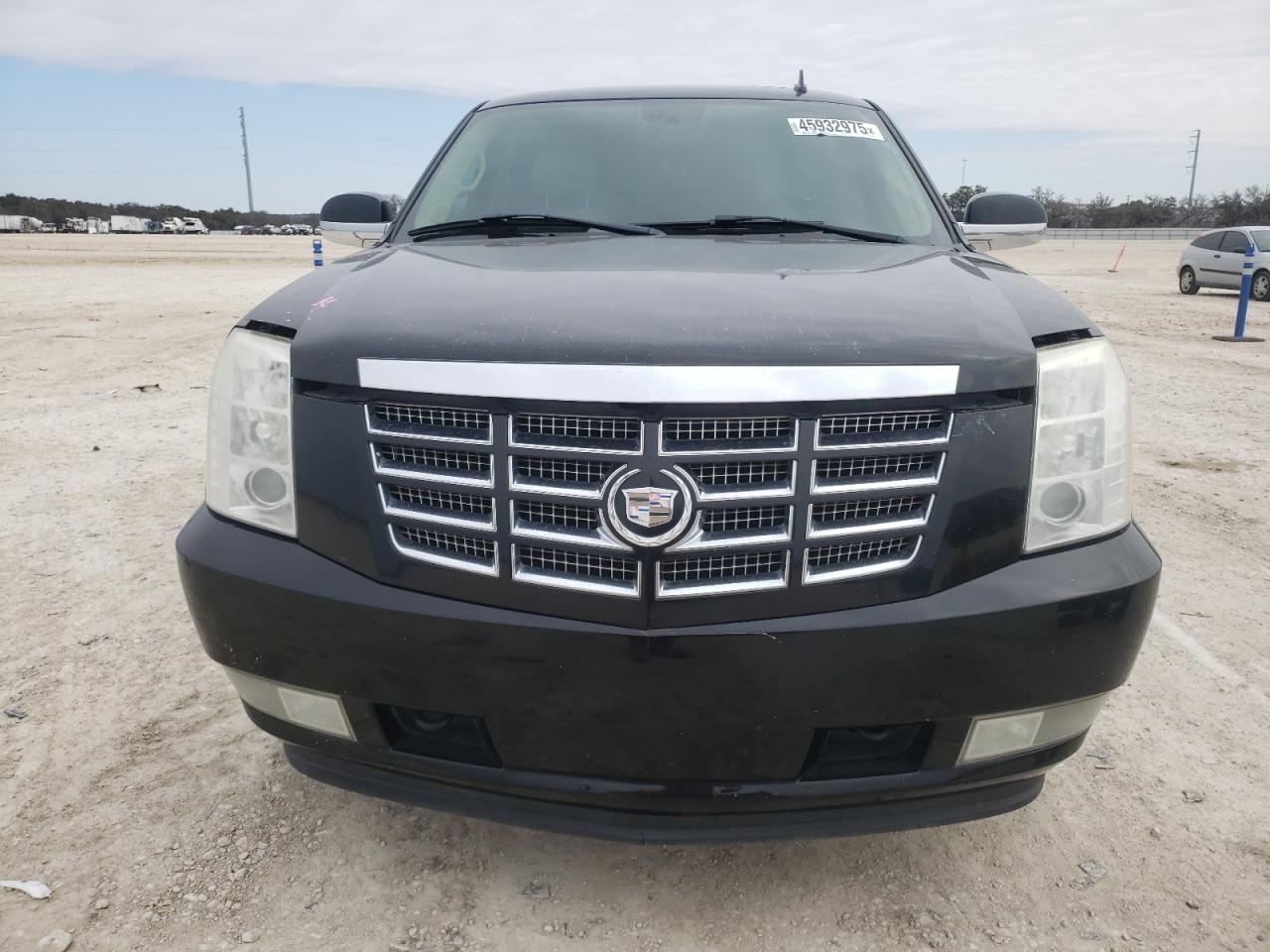 2008 Cadillac Escalade - Image 5