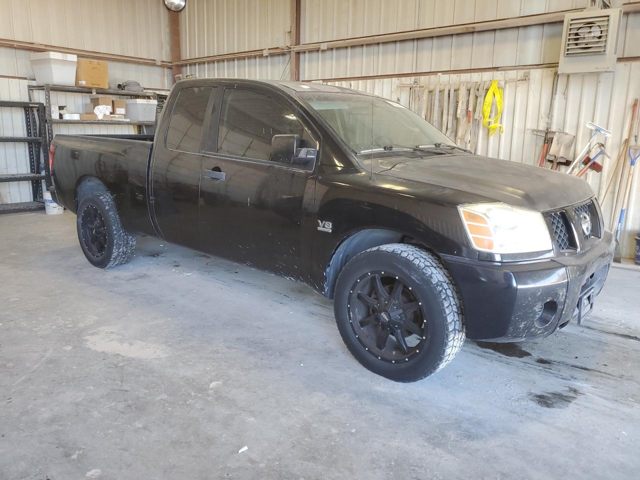 2004 Nissan Titan - Image 4
