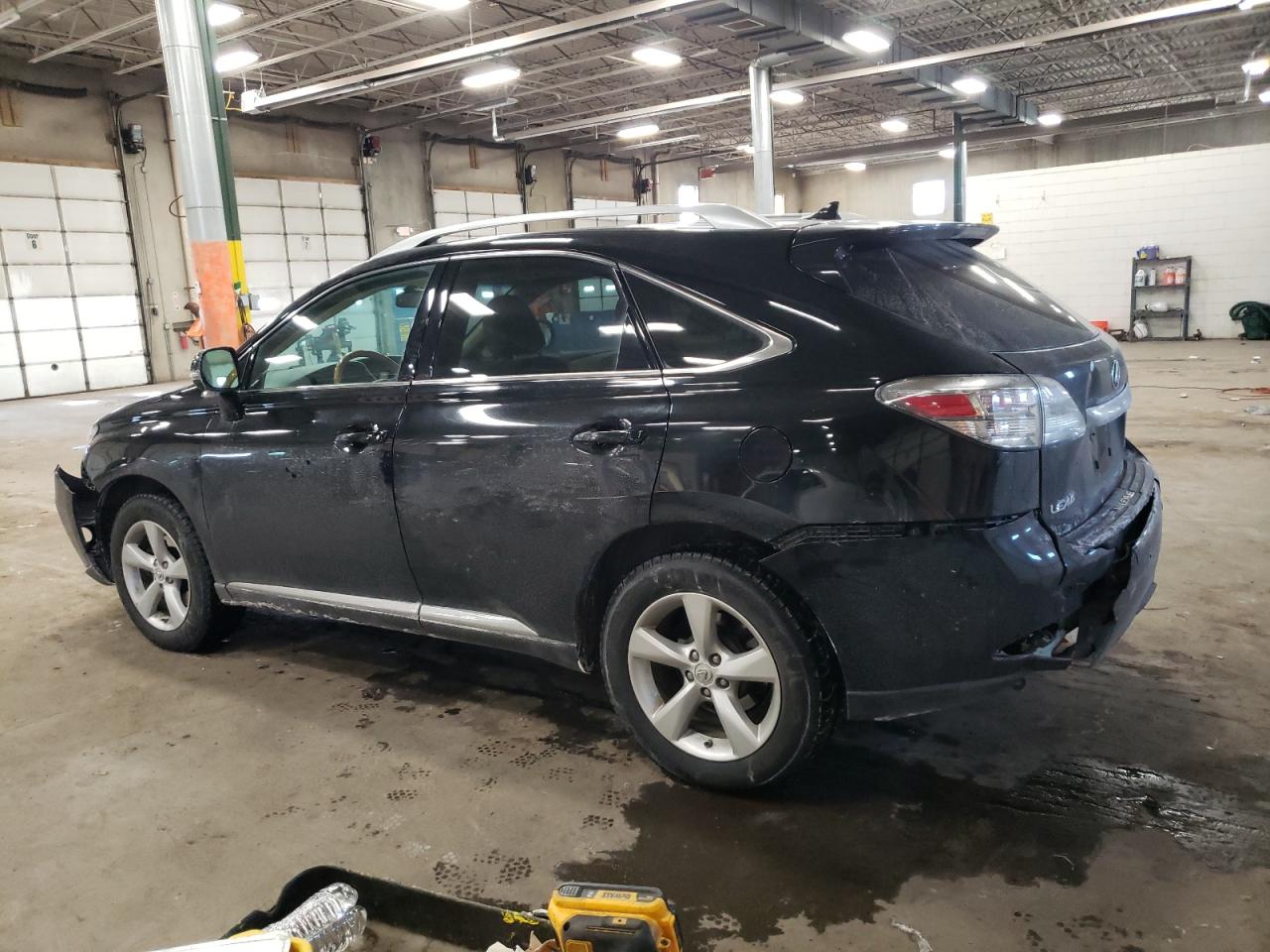 2010 Lexus RX - Image 2