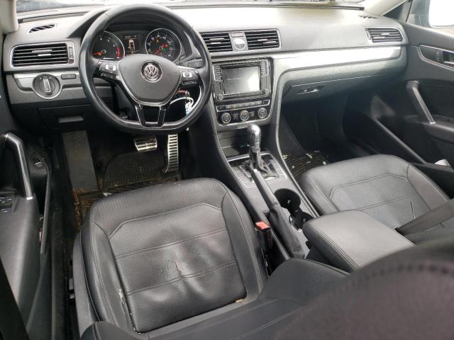  VOLKSWAGEN PASSAT 2017 Черный