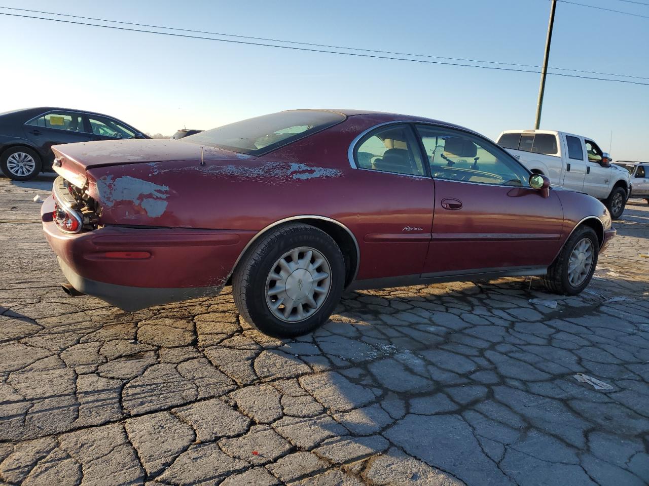 1995 Buick Riviera - Image 3