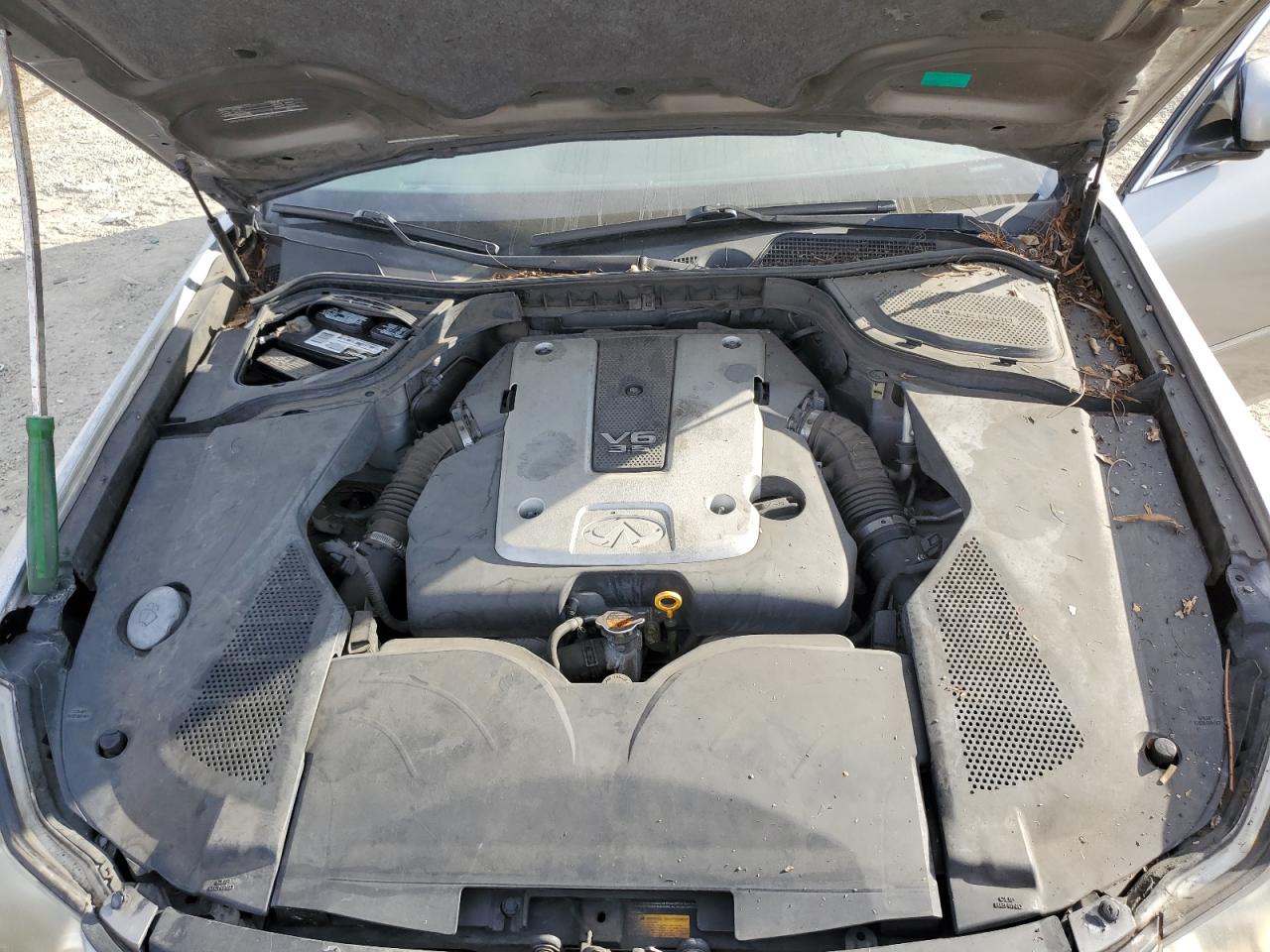 2009 Infiniti M - Image 11