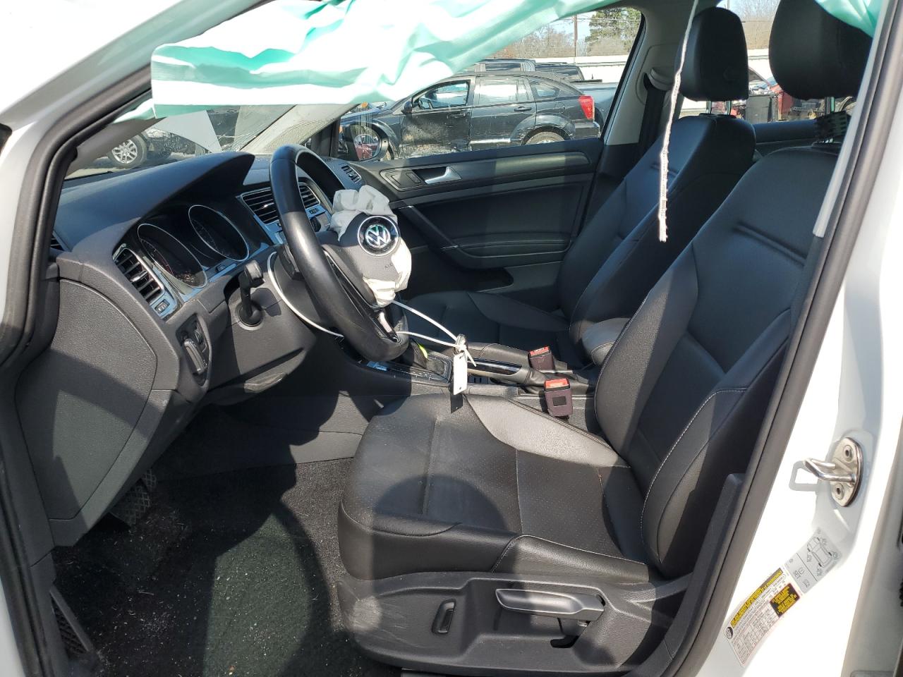 2018 Volkswagen Golf - Image 7