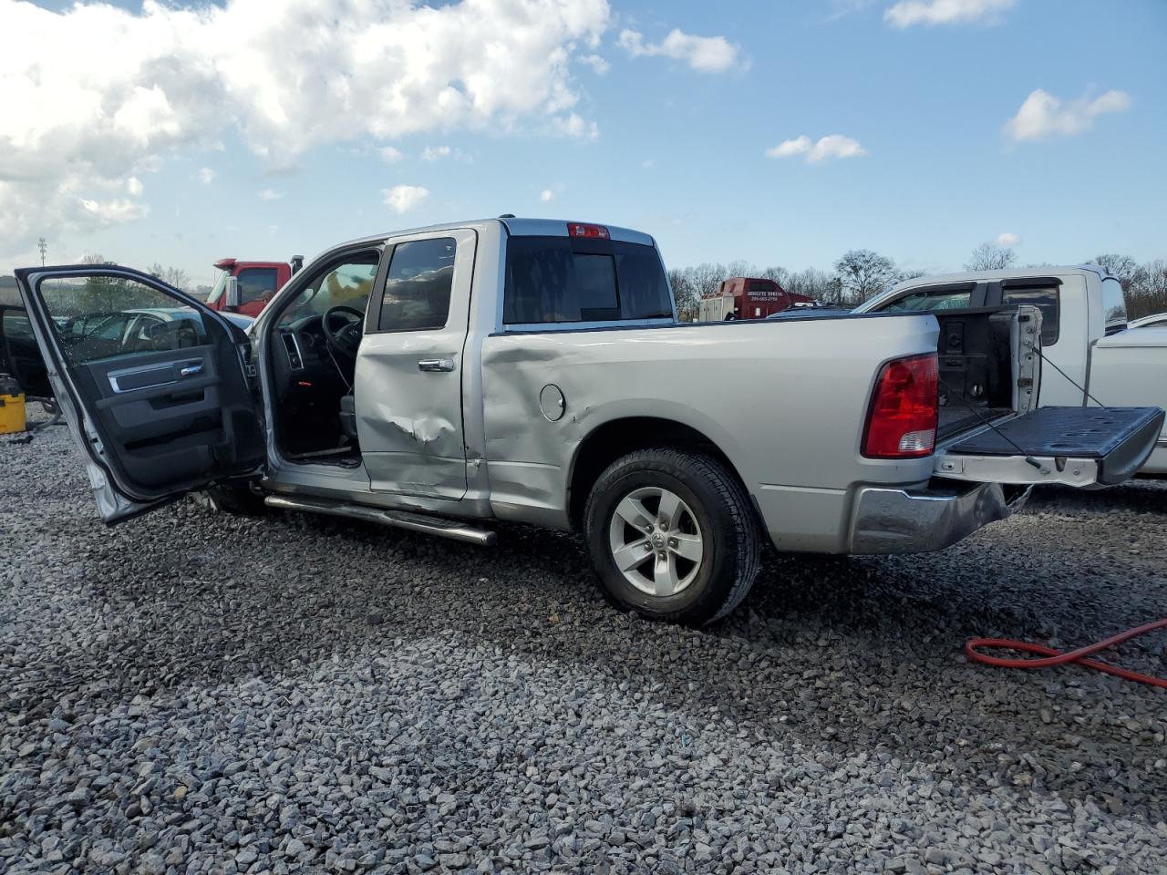 2017 RAM 1500 - Image 2