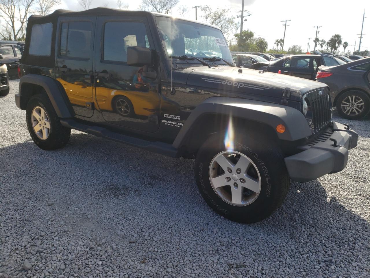 2016 Jeep Wrangler - Image 4