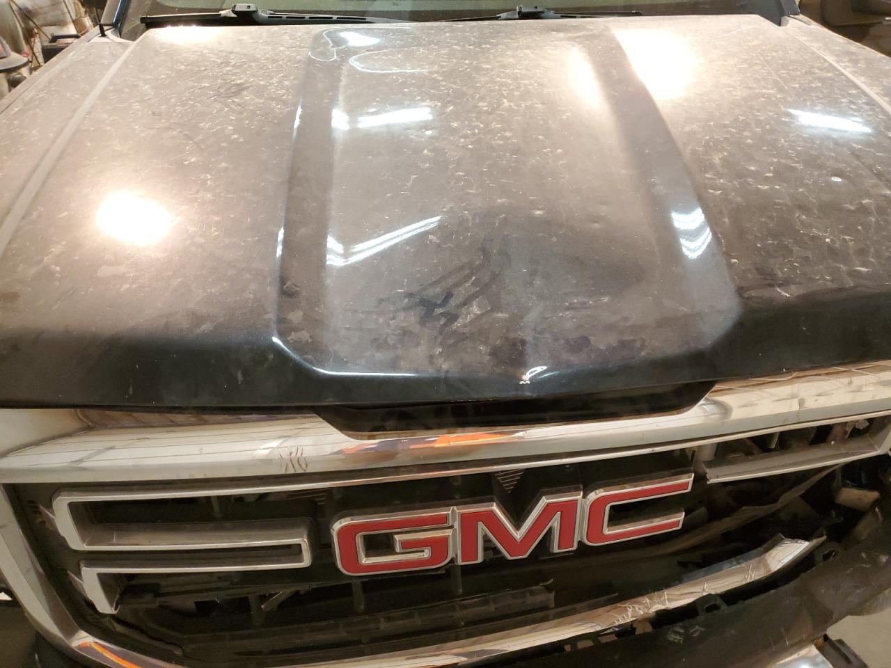 2016 GMC Sierra - Image 13