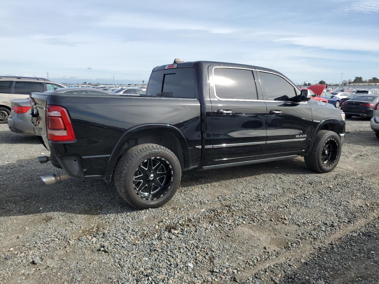 2020 RAM 1500 - Image 3