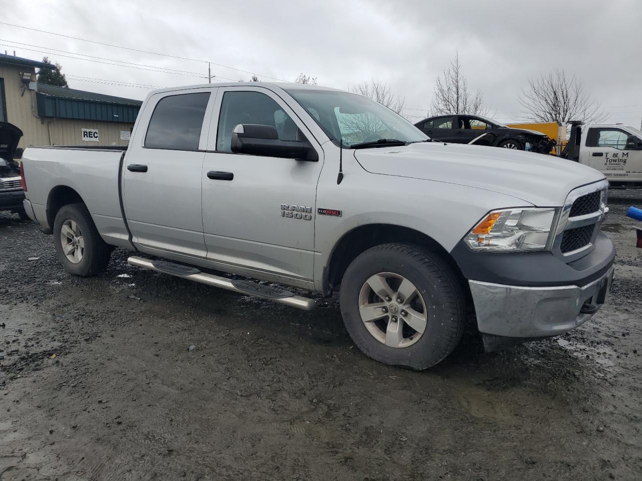 2015 RAM 1500 - Image 4