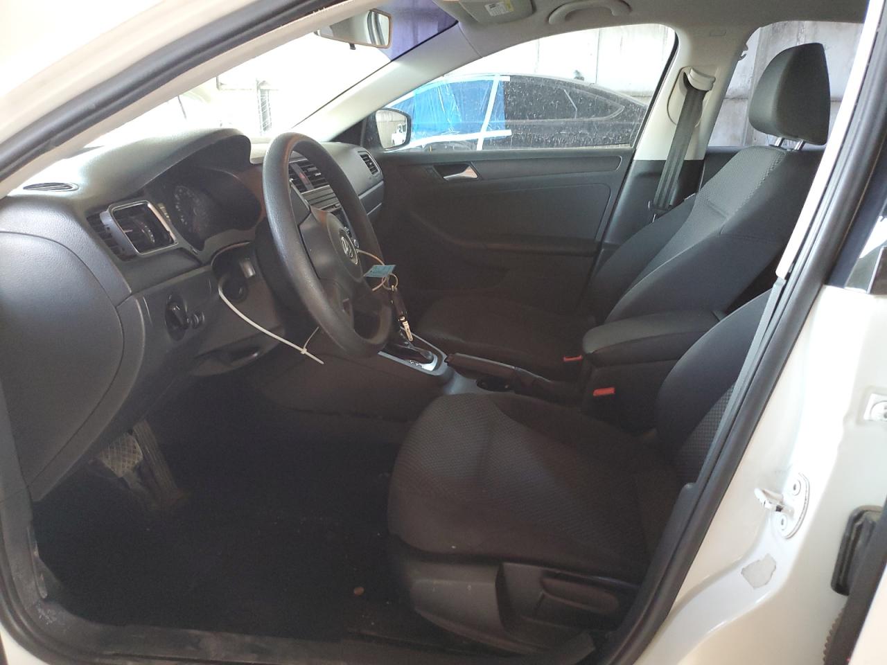 2014 Volkswagen Jetta - Image 7