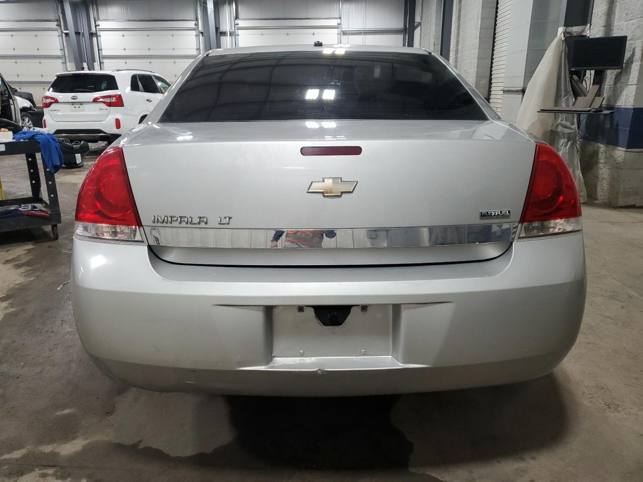 2008 Chevrolet Impala - Image 6
