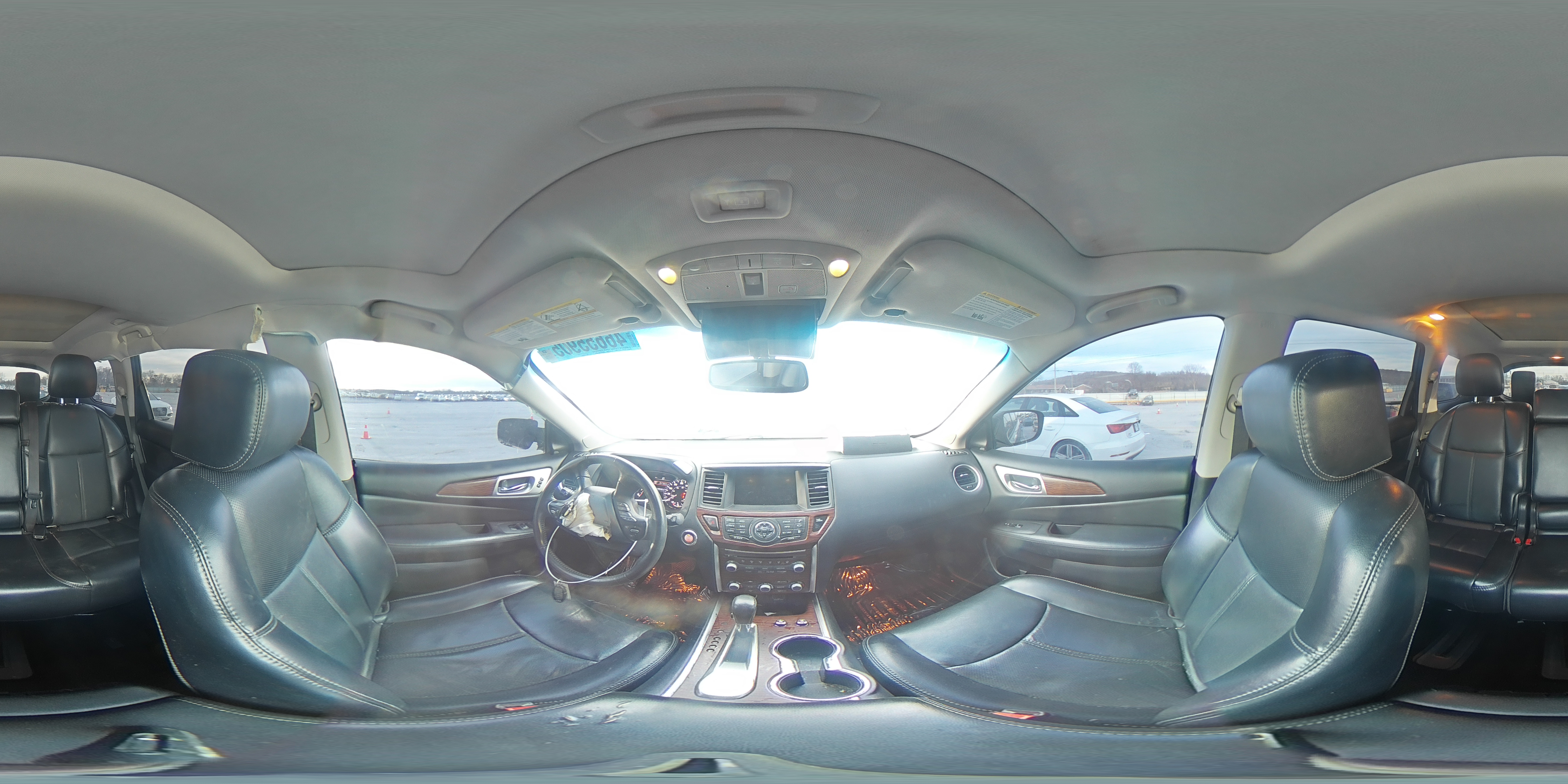 2018 Nissan Pathfinder - Image 14