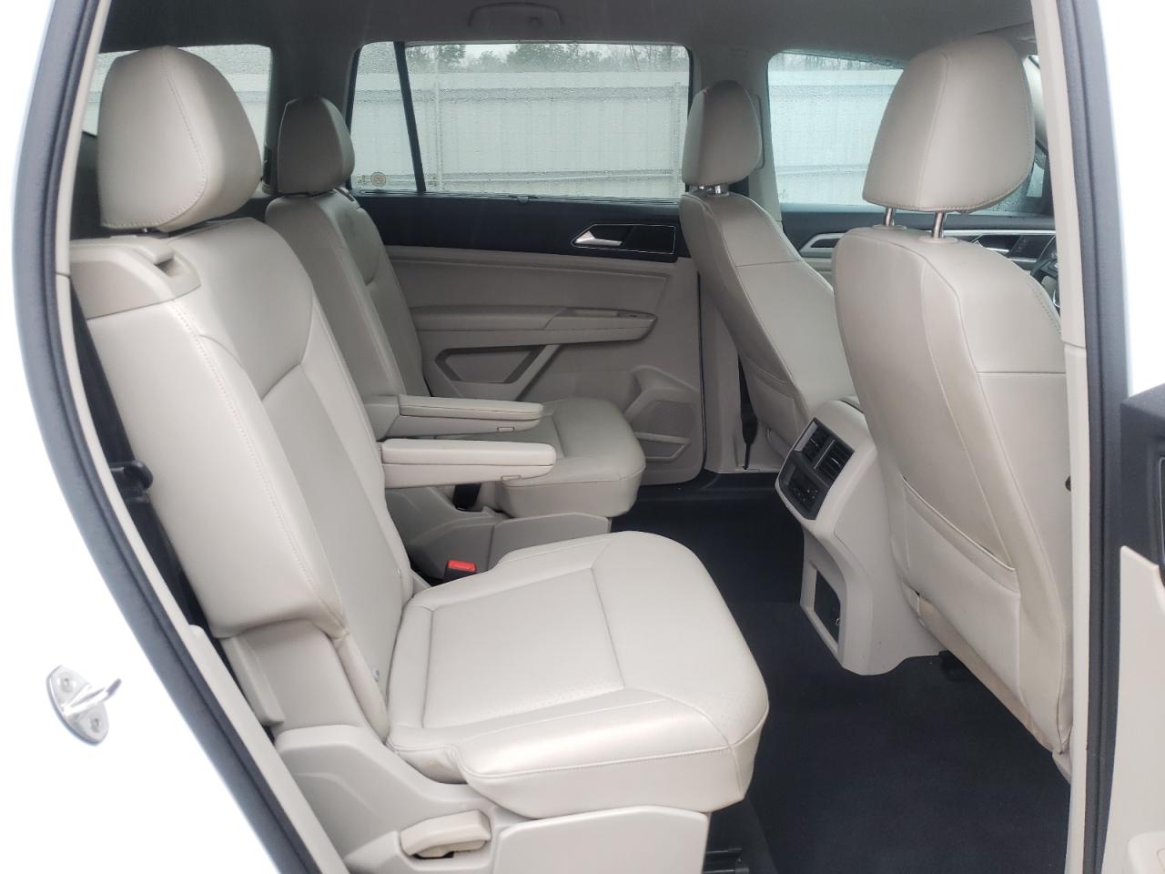 2019 Volkswagen Atlas - Image 11