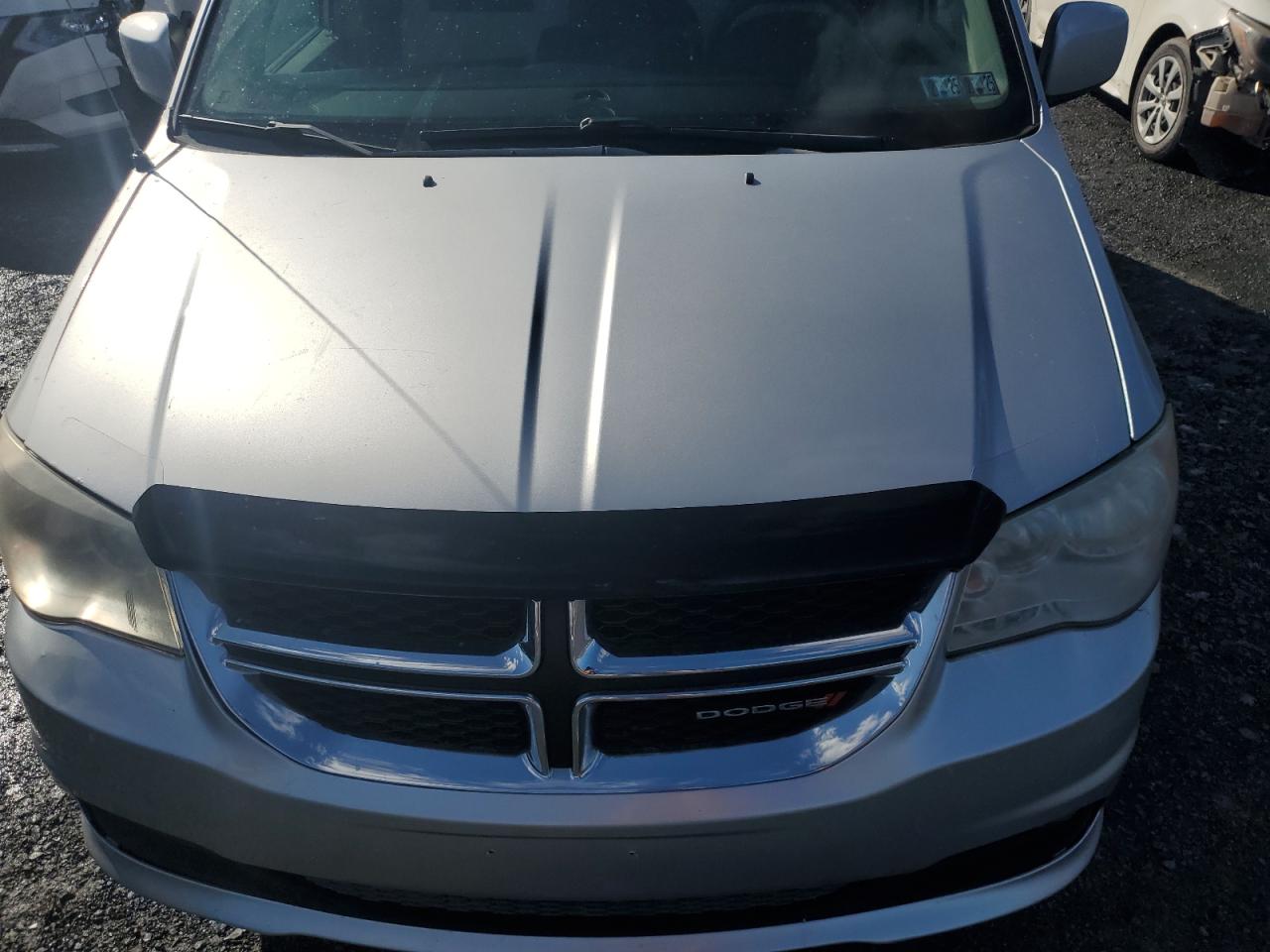 2012 Dodge Caravan - Image 12