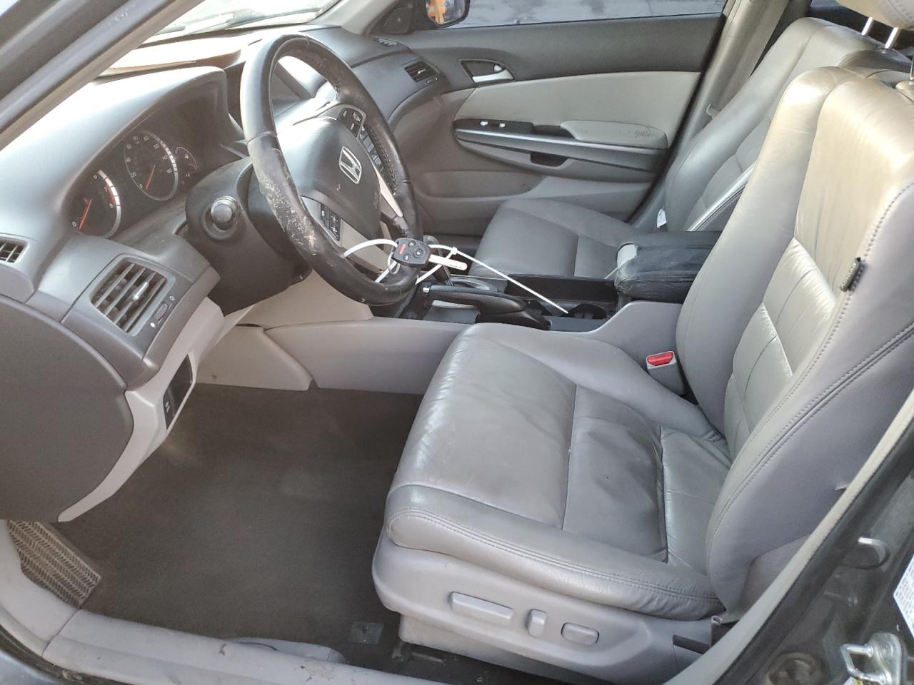 2009 Honda Accord - Image 7