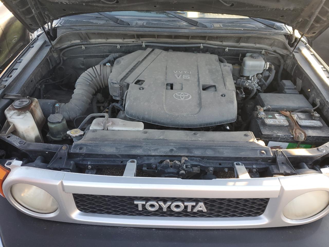 2008 Toyota FJ Cruiser - Image 12