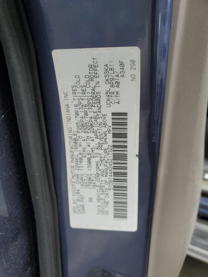 2004 Toyota Sequoia - Image 14