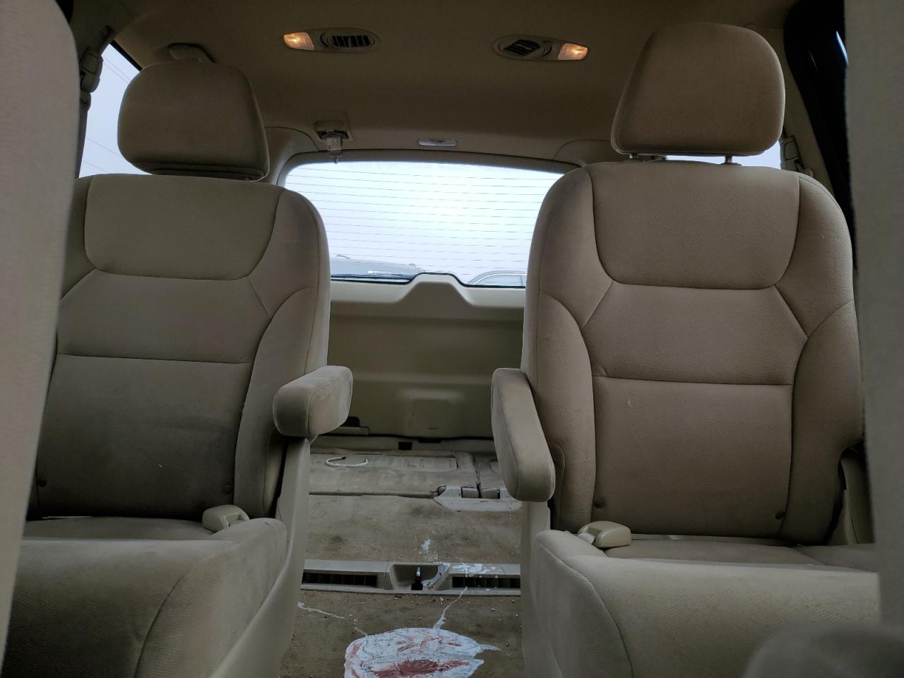 2009 Honda Odyssey - Image 10