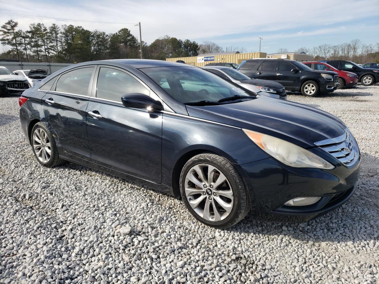 2011 Hyundai Sonata - Image 4