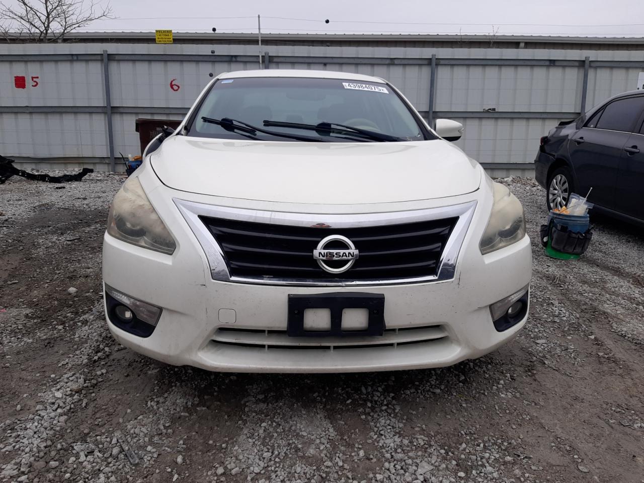 2014 Nissan Altima - Image 5