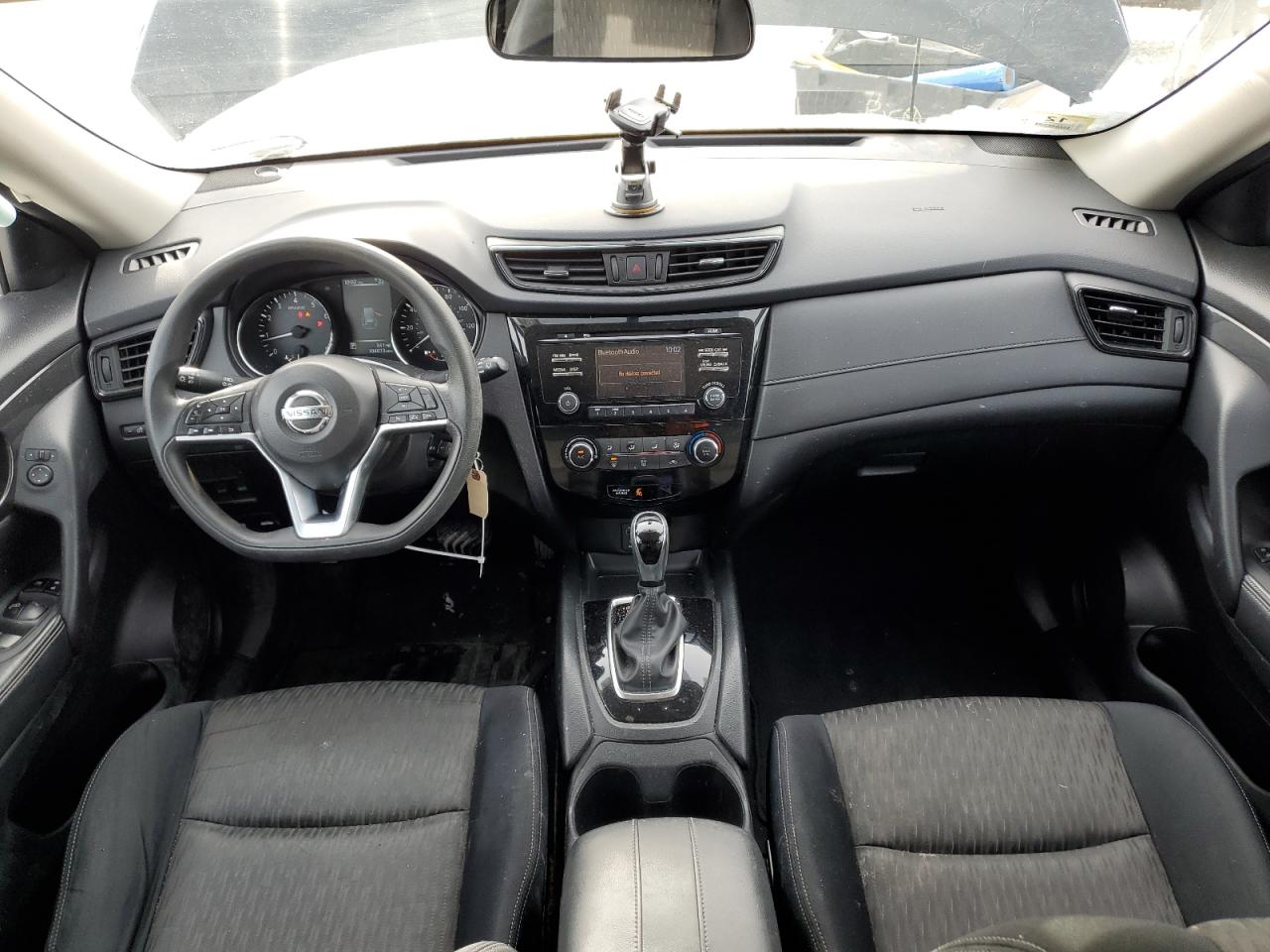 2017 Nissan Rogue - Image 8