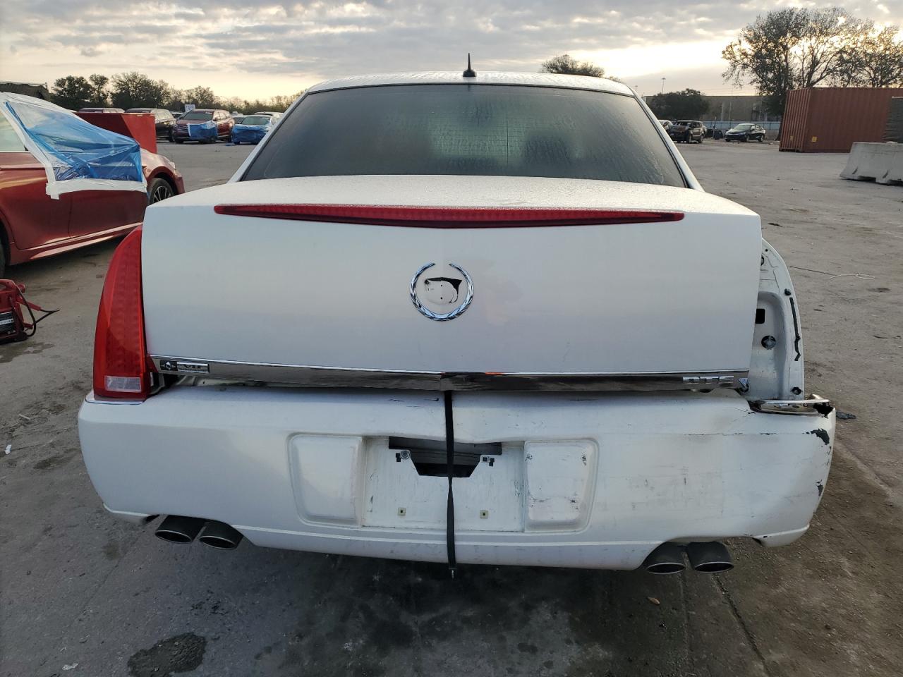 2006 Cadillac DTS - Image 6