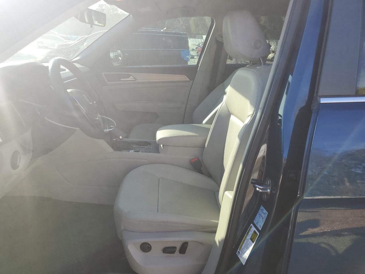 2018 Volkswagen Atlas - Image 7