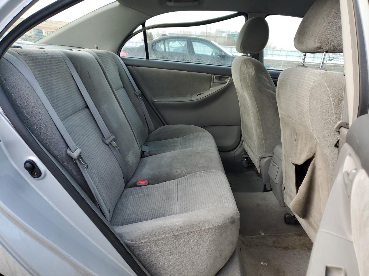 2005 Toyota Corolla - Image 10